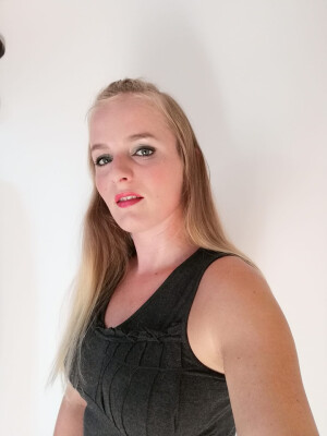 Elvira  zoekt een Huurwoning / Kamer / Appartement in Alkmaar